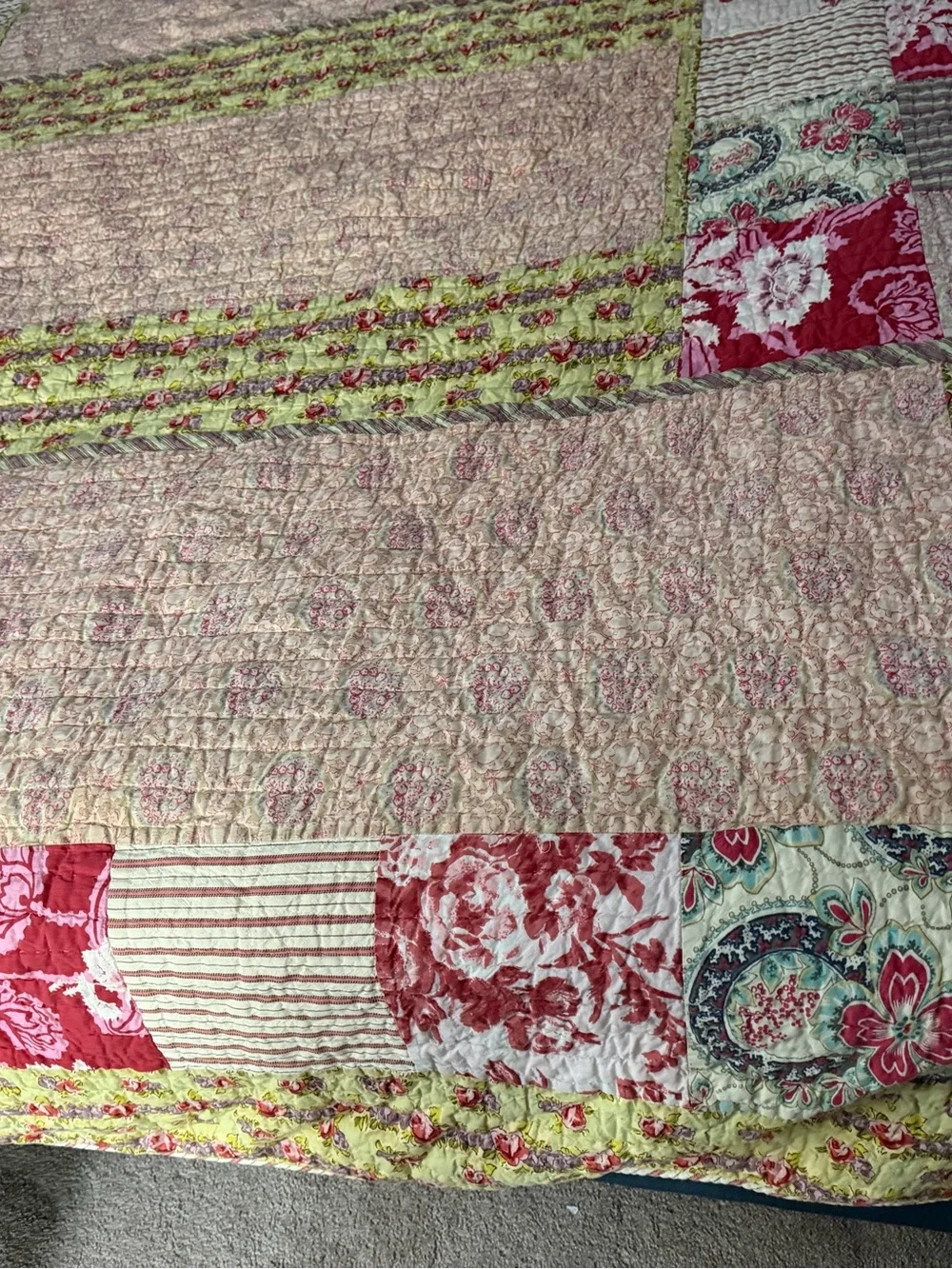 Pottery barn, Gemma Georgia patchwork multicolored kantha king size cotton quilt